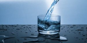 The benefits of drinking water and your facial beauty 4 The benefits of drinking water and your facial beauty 1
